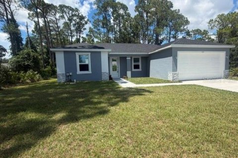 House in Sebring, Florida 3 bedrooms, 124.58 sq.m. № 2228109
