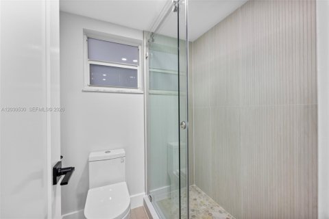 Condo in Lauderdale-by-the-Sea, Florida, 1 bedroom  № 2077423 - photo 20
