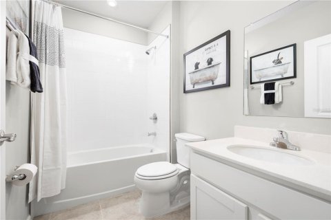 Villa ou maison à vendre à Bradenton, Floride: 4 chambres, 160.81 m2 № 2236911 - photo 15