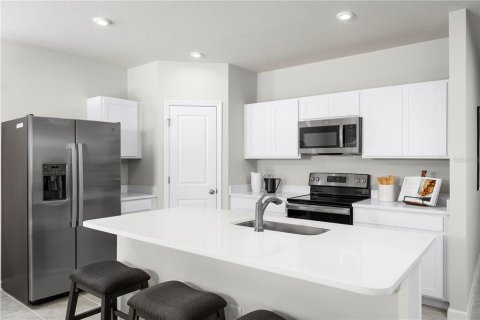 Villa ou maison à vendre à Bradenton, Floride: 4 chambres, 160.81 m2 № 2236911 - photo 7