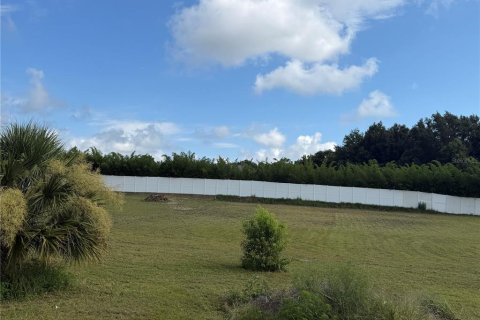 Terreno en venta en Davenport, Florida № 2222455 - foto 2