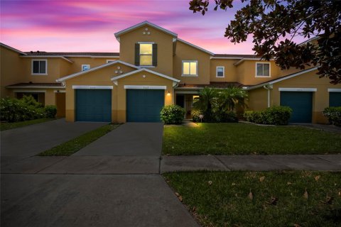 Townhouse in Kissimmee, Florida 3 bedrooms, 143.07 sq.m. № 1881072 - photo 1