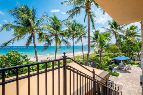 Copropriété à louer à Fort Lauderdale, Floride: 3 chambres, 156.63 m2 № 1893437 - photo 2