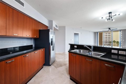 Copropriété à louer à Fort Lauderdale, Floride: 3 chambres, 156.63 m2 № 1893437 - photo 11