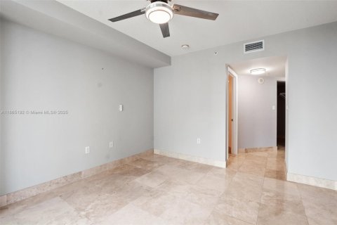 Copropriété à louer à Fort Lauderdale, Floride: 3 chambres, 156.63 m2 № 1893437 - photo 16