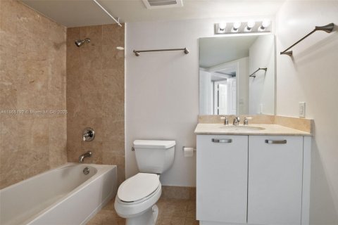 Copropriété à louer à Fort Lauderdale, Floride: 3 chambres, 156.63 m2 № 1893437 - photo 23