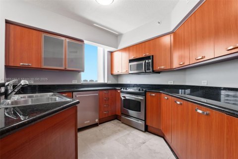 Copropriété à louer à Fort Lauderdale, Floride: 3 chambres, 156.63 m2 № 1893437 - photo 10