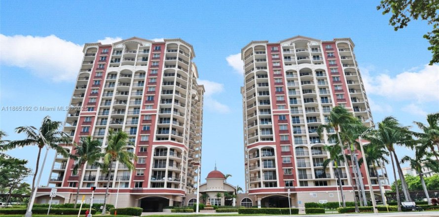 Condo à Fort Lauderdale, Floride, 3 chambres № 1893437