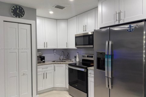 Copropriété à vendre à Stuart, Floride: 1 chambre, 63.08 m2 № 1994662 - photo 12