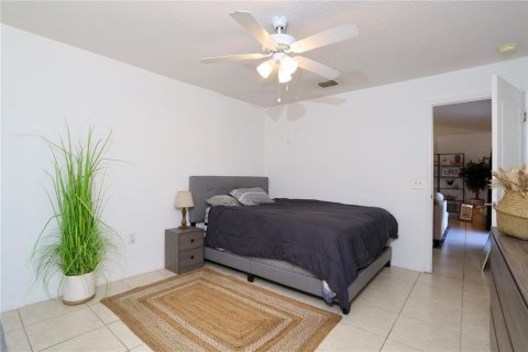House in Kissimmee, Florida 3 bedrooms, 114.08 sq.m. № 1585619 - photo 10