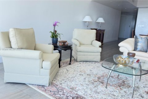 Купить кондоминиум в Майами, Флорида 3 спальни, 245.26м2, № 1862497 - фото 7
