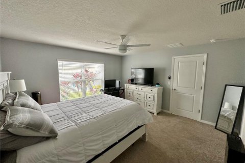 Casa en venta en Zephyrhills, Florida, 3 dormitorios, 140.84 m2 № 1903106 - foto 13