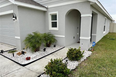 Casa en venta en Zephyrhills, Florida, 3 dormitorios, 140.84 m2 № 1903106 - foto 3