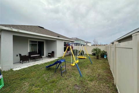 Casa en venta en Zephyrhills, Florida, 3 dormitorios, 140.84 m2 № 1903106 - foto 18