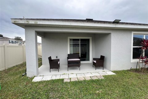 Casa en venta en Zephyrhills, Florida, 3 dormitorios, 140.84 m2 № 1903106 - foto 17