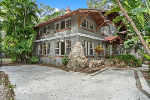 Casa en venta en Miami, Florida, 5 dormitorios, 274.8 m2 № 1969182 - foto 3