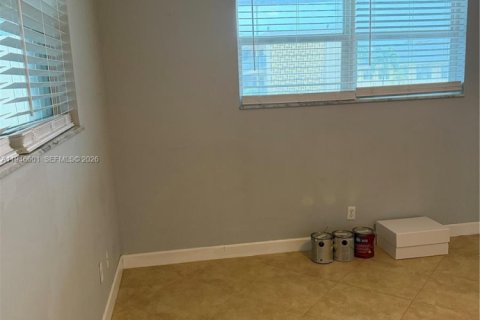 Condo in Pompano Beach, Florida, 2 bedrooms  № 2002825 - photo 22