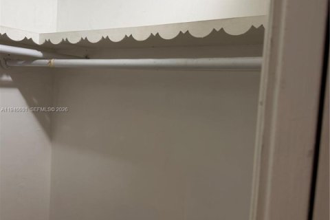 Condo in Pompano Beach, Florida, 2 bedrooms  № 2002825 - photo 25