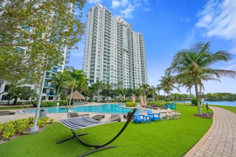 Condo in Plantation, Florida, 3 bedrooms № 2146816 - photo 4