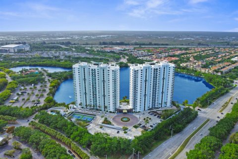 Condo in Plantation, Florida, 3 bedrooms № 2146816