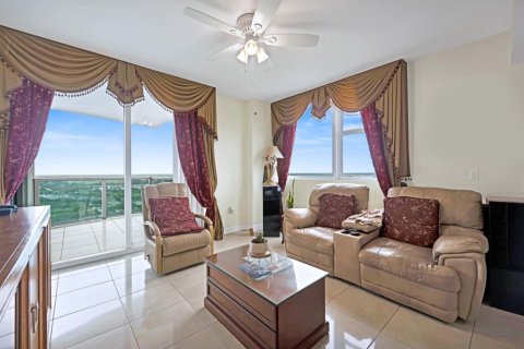 Condo in Plantation, Florida, 3 bedrooms № 2146816 - photo 22