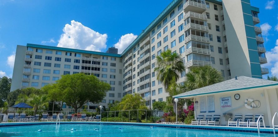 Condominio en Hollywood, Florida, 2 dormitorios  № 2084498