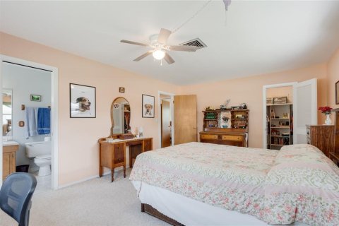 House in Sarasota, Florida 2 bedrooms, 119.75 sq.m. № 1845040 - photo 20