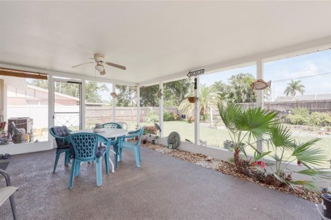 House in Sarasota, Florida 2 bedrooms, 119.75 sq.m. № 1845040 - photo 6