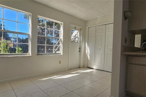 Condominio en venta en Port Charlotte, Florida, 2 dormitorios, 85.38 m2 № 1837742 - foto 10