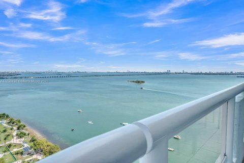 Condominio en venta en Miami, Florida, 1 dormitorio, 97.36 m2 № 1822071 - foto 18