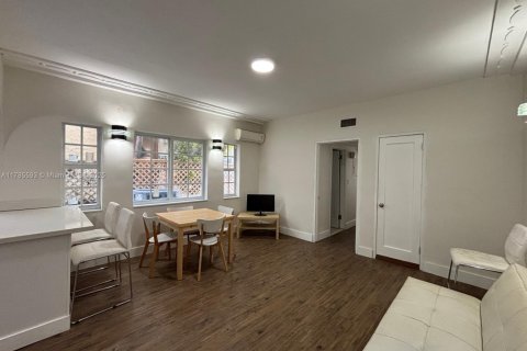 Copropriété à louer à Miami Beach, Floride: 1 chambre, 55.74 m2 № 1700588 - photo 3