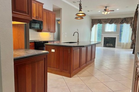 Villa ou maison à louer à Ormond Beach, Floride: 6 chambres, 397.44 m2 № 2408907 - photo 7