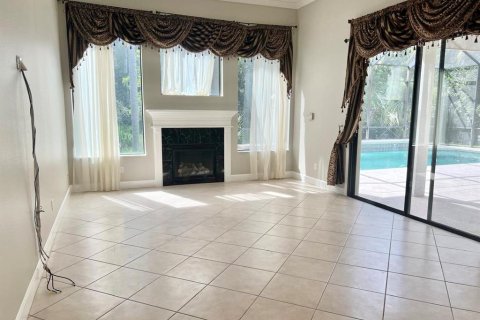 Villa ou maison à louer à Ormond Beach, Floride: 6 chambres, 397.44 m2 № 2408907 - photo 11