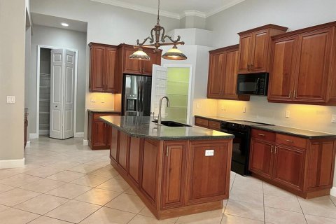 Villa ou maison à louer à Ormond Beach, Floride: 6 chambres, 397.44 m2 № 2408907 - photo 5