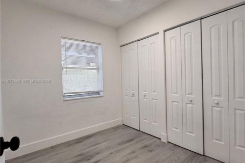 Купить виллу или дом в Опа-Локка, Флорида 4 спальни, 146.32м2, № 1991895 - фото 10