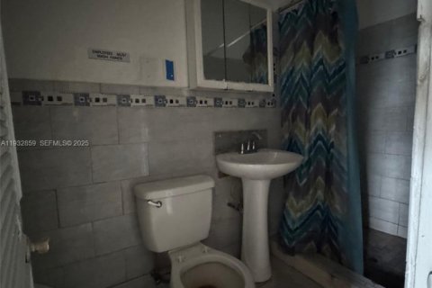 Купить виллу или дом в Опа-Локка, Флорида 5 спален, 146.32м2, № 1991895 - фото 8