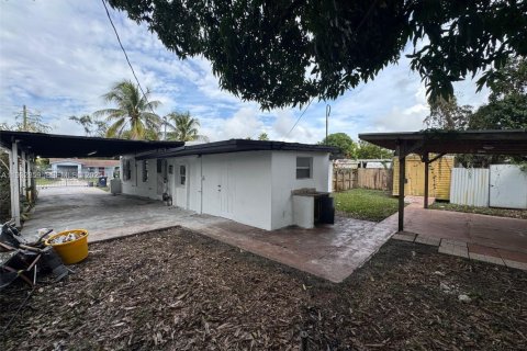 Купить виллу или дом в Опа-Локка, Флорида 5 спален, 146.32м2, № 1991895 - фото 3