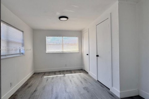 Купить виллу или дом в Опа-Локка, Флорида 4 спальни, 146.32м2, № 1991895 - фото 7