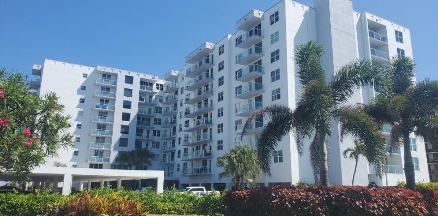 Condo à Palm Beach, Floride, 1 chambre № 2078203