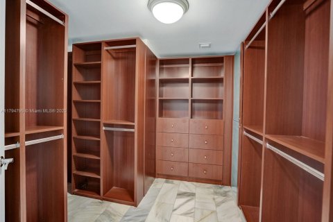 Copropriété à vendre à Sunny Isles Beach, Floride: 2 chambres, 175.21 m2 № 1697246 - photo 30