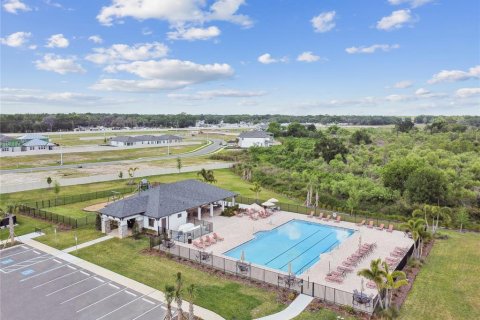 Casa en venta en Zephyrhills, Florida, 3 dormitorios, 182.27 m2 № 1815058 - foto 4