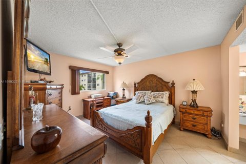 Condominio en venta en Pembroke Pines, Florida, 2 dormitorios, 85.47 m2 № 1952601 - foto 14