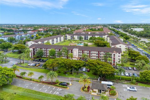 Condominio en venta en Pembroke Pines, Florida, 2 dormitorios, 85.47 m2 № 1952601 - foto 27