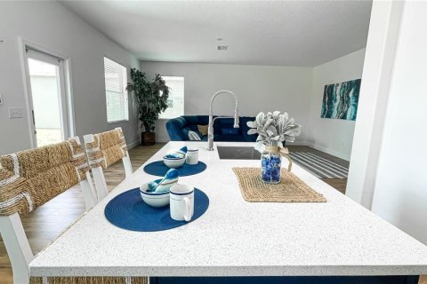 Villa ou maison à louer à Riverview, Floride: 3 chambres, 209.49 m2 № 1901167 - photo 8