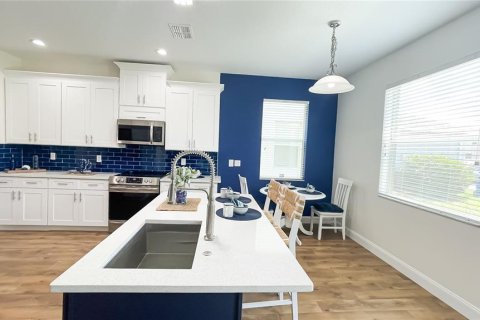 Villa ou maison à louer à Riverview, Floride: 3 chambres, 209.49 m2 № 1901167 - photo 6