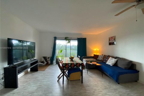 Купить кондоминиум в Плантация, Флорида 2 спальни, 94.85м2, № 2086032 - фото 7