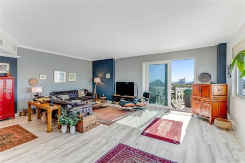 Condominio en venta en Daytona Beach, Florida, 3 dormitorios, 223.71 m2 № 1608116 - foto 5