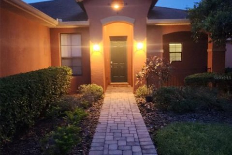 Casa en venta en Kissimmee, Florida, 2 dormitorios, 143.81 m2 № 1801462 - foto 1