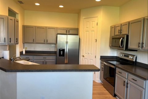 Casa en venta en Kissimmee, Florida, 2 dormitorios, 143.81 m2 № 1801462 - foto 6