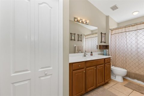 House in North Port, Florida 3 bedrooms, 157.56 sq.m. № 2347619 - photo 25